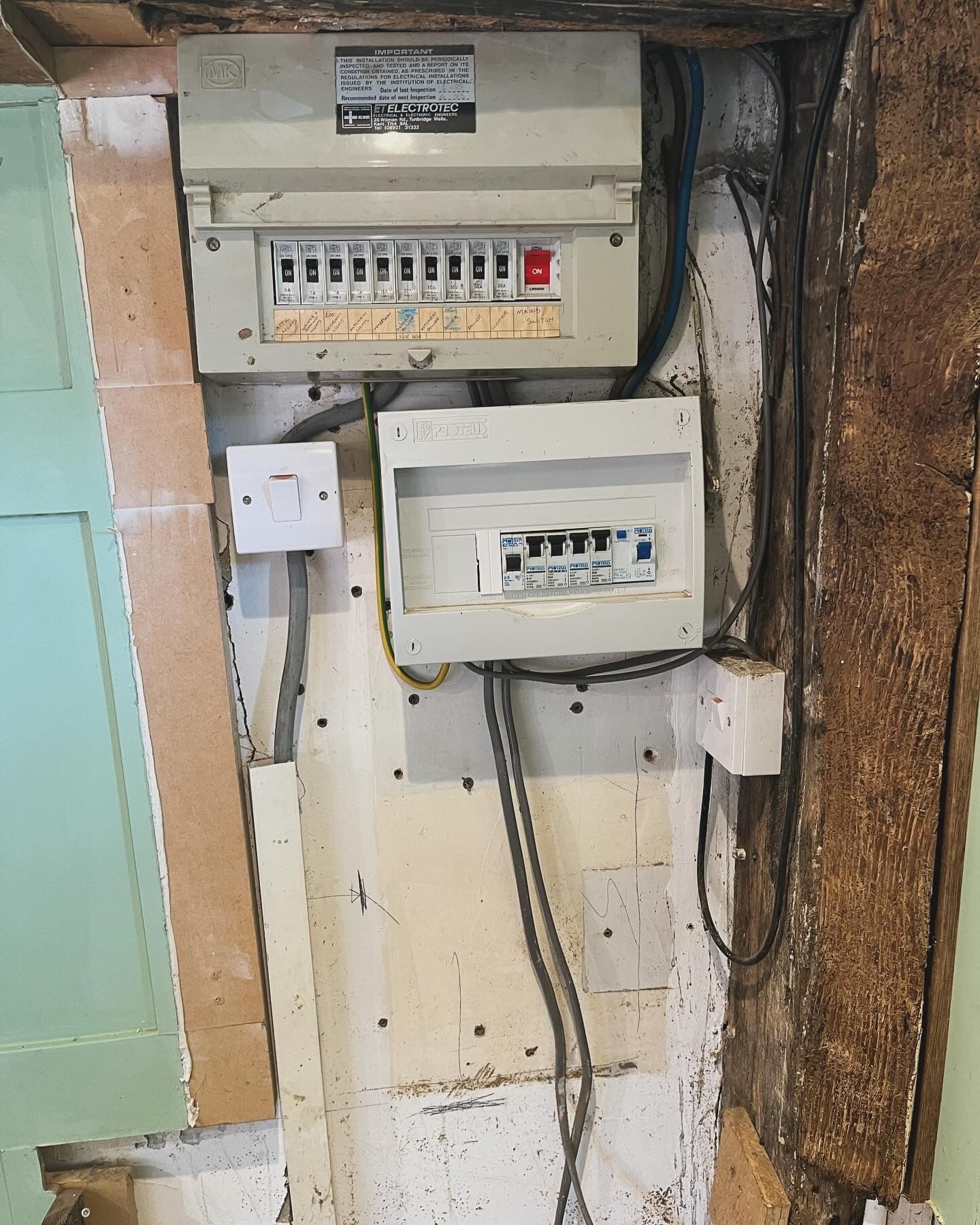 Looking for an Electrician in Guildford?